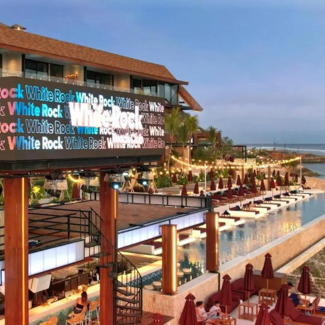 Horison Ultima Seminyak Bali - Chse Certified Hotel