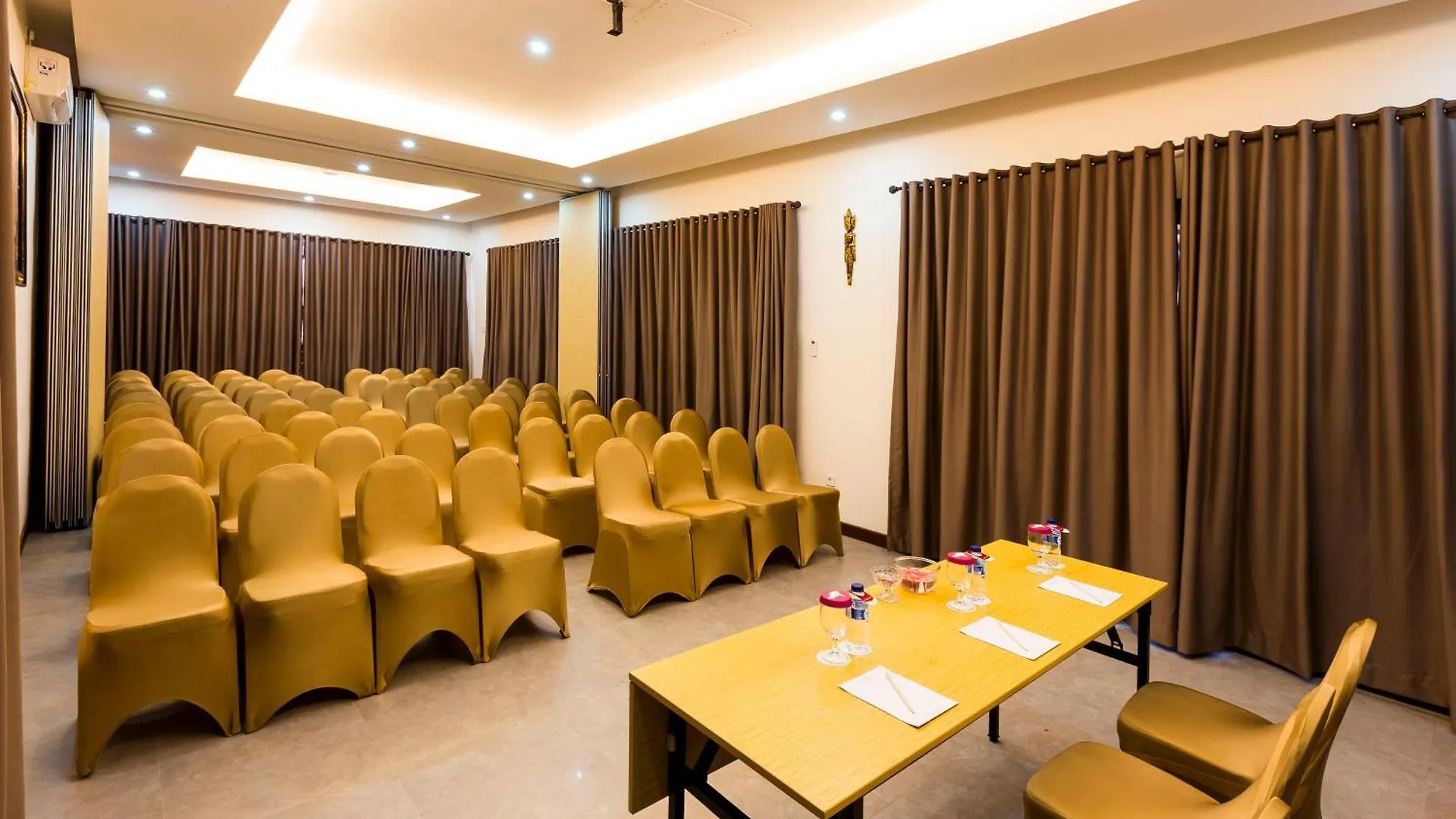 Horison Ultima Seminyak Bali - Chse Certified Hotel 4*,