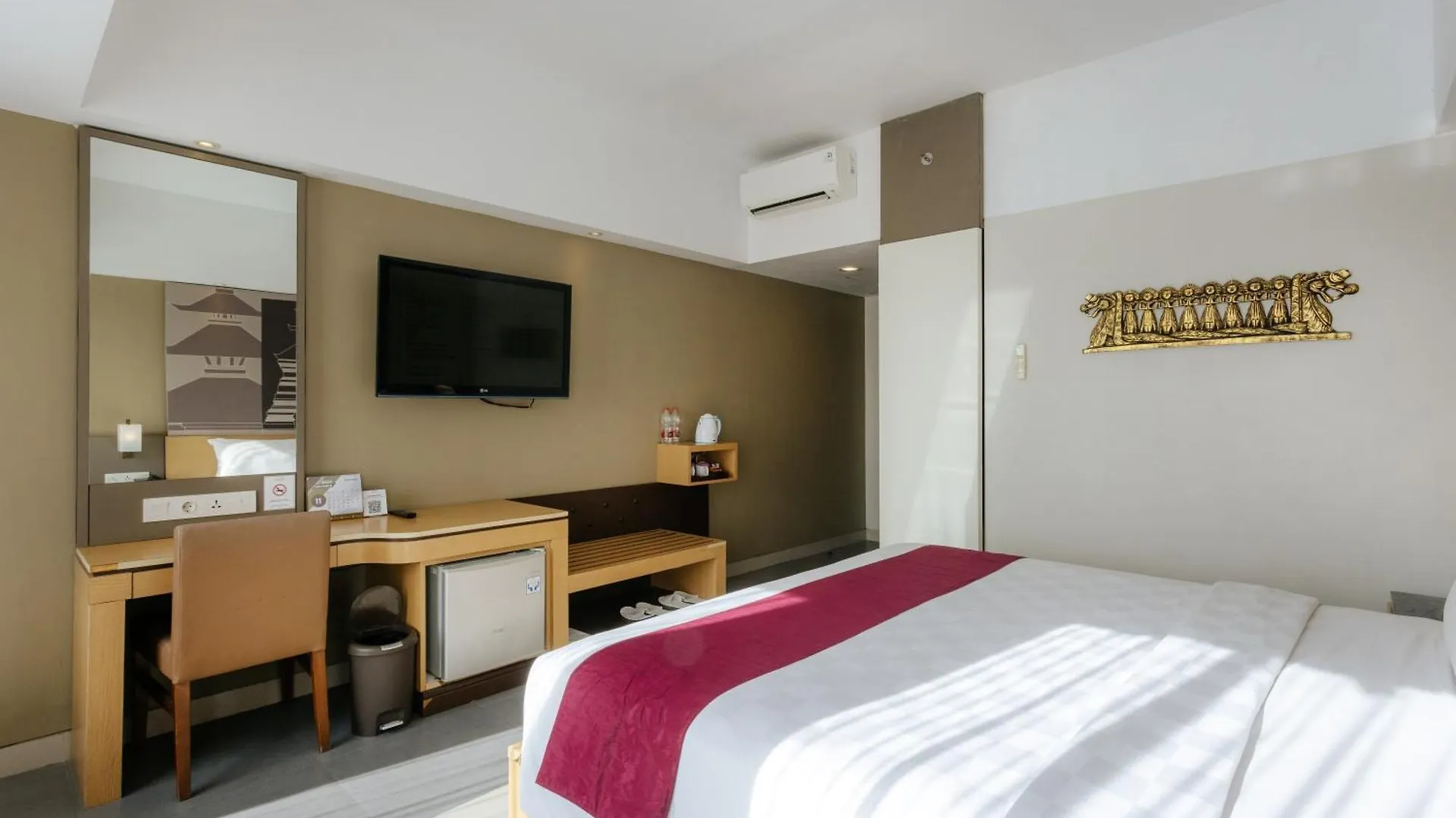 Horison Ultima Seminyak Bali - Chse Certified Hotel